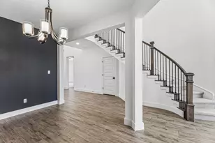 1102 Sage Thrasher Cir, Dripping Springs, TX 78620 - Photo 10