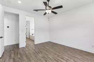 1102 Sage Thrasher Cir, Dripping Springs, TX 78620 - Photo 18