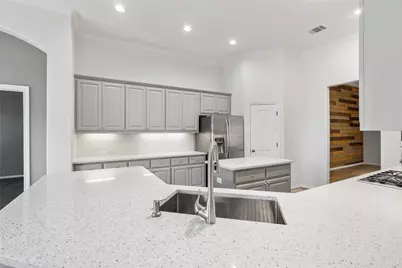 4708 Mont Blanc Drive, Bee Cave, TX 78738 - Photo 10