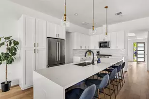 6704 Hardy Dr, Austin, TX 78757 - Photo 6