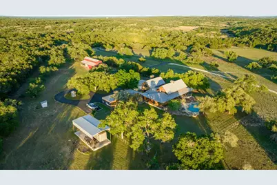 110 Clear Pond Court, Spring Branch, TX 78070 - Photo 4