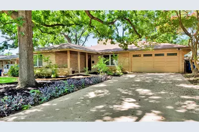 1405 Briarcliff Boulevard, Austin, TX 78723 - Photo 2