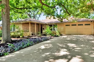 1405 Briarcliff Blvd, Austin, TX 78723 - Photo 2