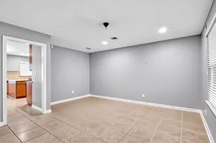 1405 Briarcliff Blvd, Austin, TX 78723 - Photo 12