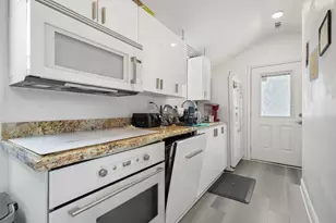 7700 N Lamar Blvd, Austin, TX 78752 - Photo 14