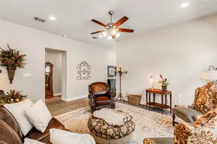 220 Freeman Loop, Liberty Hill, TX 78642 - Photo 12