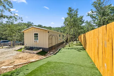 215 Sayers Drive, Bastrop, TX 78602 - Photo 4
