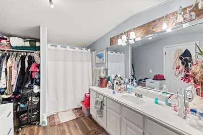 215 Sayers Drive, Bastrop, TX 78602 - Photo 14
