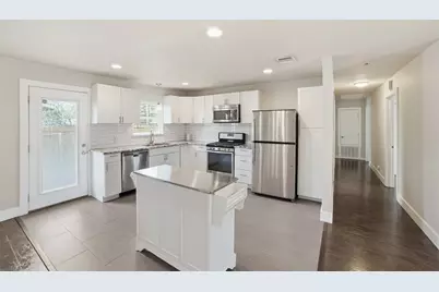 5510 Manor Road #A, Austin, TX 78723 - Photo 12