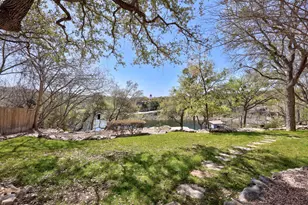 615 Cat Hollow Club Dr, Briarcliff, TX 78669 - Photo 32