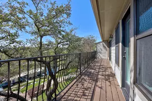 615 Cat Hollow Club Dr, Briarcliff, TX 78669 - Photo 10