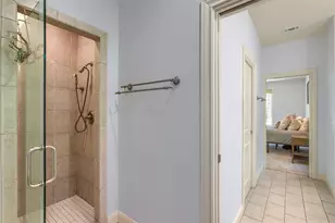 220 Clubhouse Dr, Lakeway, TX 78734 - Photo 22