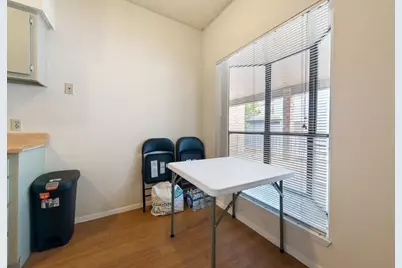 2604 Salado Street #302, Austin, TX 78705 - Photo 6