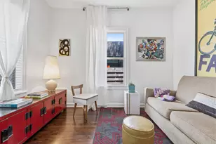 2411 E 10th St, Austin, TX 78702 - Photo 4