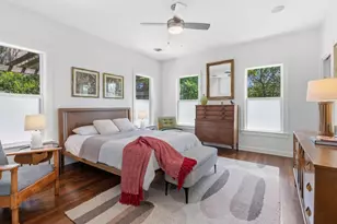 2411 E 10th St, Austin, TX 78702 - Photo 18