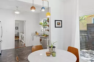 2411 E 10th St, Austin, TX 78702 - Photo 10