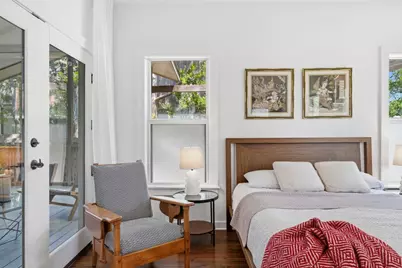 2411 E 10th Street, Austin, TX 78702 - Photo 20