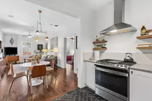 2411 E 10th St, Austin, TX 78702 - Photo 12