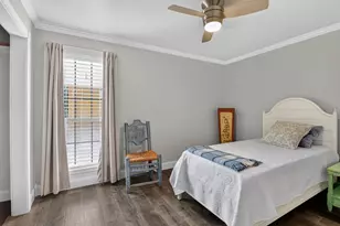 1202 Thorpe Ln, San Marcos, TX 78666 - Photo 16