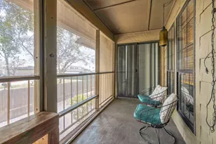 1202 Thorpe Ln, San Marcos, TX 78666 - Photo 12