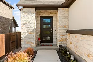 862 Pepperbark Loop, Buda, TX 78610 - Photo 2