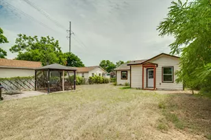 4615 Ribbecke Ave, Austin, TX 78721 - Photo 16