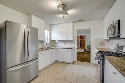 4615 Ribbecke Avenue, Austin, TX 78721 - Photo 1