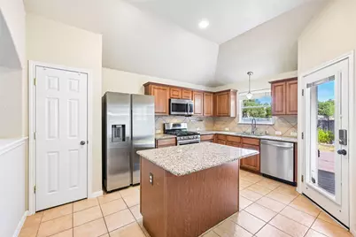 110 Newport Landing Place, Round Rock, TX 78665 - Photo 6