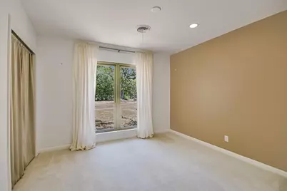5645 Oak Boulevard, Austin, TX 78735 - Photo 18