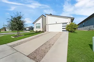 13700 Zuhause Dr, Pflugerville, TX 78660 - Photo 2