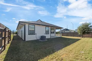 13700 Zuhause Dr, Pflugerville, TX 78660 - Photo 14
