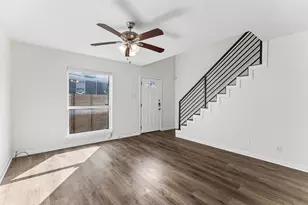 6211 Manor Rd, Austin, TX 78723 - Photo 2