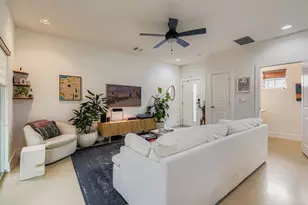 1213 Eleanor St, Austin, TX 78721 - Photo 4