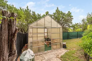 13306 Montview Dr, Austin, TX 78732 - Photo 36