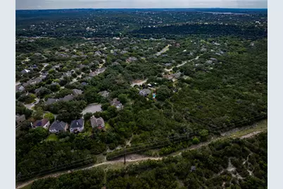 13306 Montview Drive, Austin, TX 78732 - Photo 6