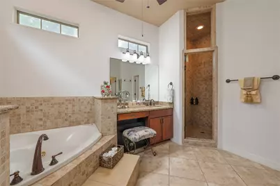 13306 Montview Drive, Austin, TX 78732 - Photo 20