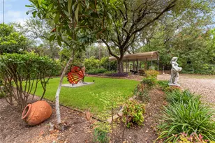 13306 Montview Dr, Austin, TX 78732 - Photo 38
