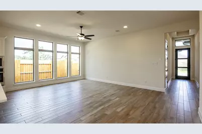 408 Adlai Avenue, Georgetown, TX 78633 - Photo 2