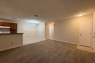 11945 Sunhillow Bend, Austin, TX 78758 - Photo 4