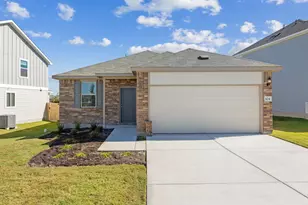 104 Hatari Trl, Jarrell, TX 76537 - Photo 1