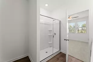 104 Hatari Trl, Jarrell, TX 76537 - Photo 10