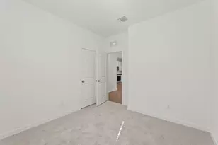 104 Hatari Trl, Jarrell, TX 76537 - Photo 18