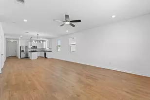 104 Hatari Trl, Jarrell, TX 76537 - Photo 8