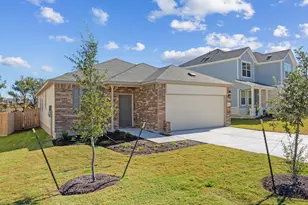 104 Hatari Trl, Jarrell, TX 76537 - Photo 2