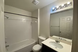307 Camellia Dr, Hutto, TX 78634 - Photo 18