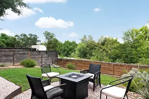 5205 Rob-Scott St, Austin, TX 78721 - Photo 32