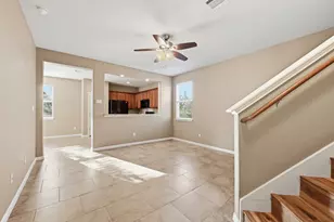 5517 Bradford Pear Ln, Austin, TX 78744 - Photo 2