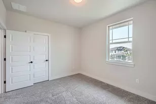 8319 Laughlin Ln, Austin, TX 78744 - Photo 20