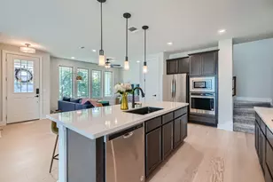 8319 Laughlin Ln, Austin, TX 78744 - Photo 12