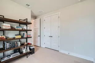8319 Laughlin Ln, Austin, TX 78744 - Photo 14